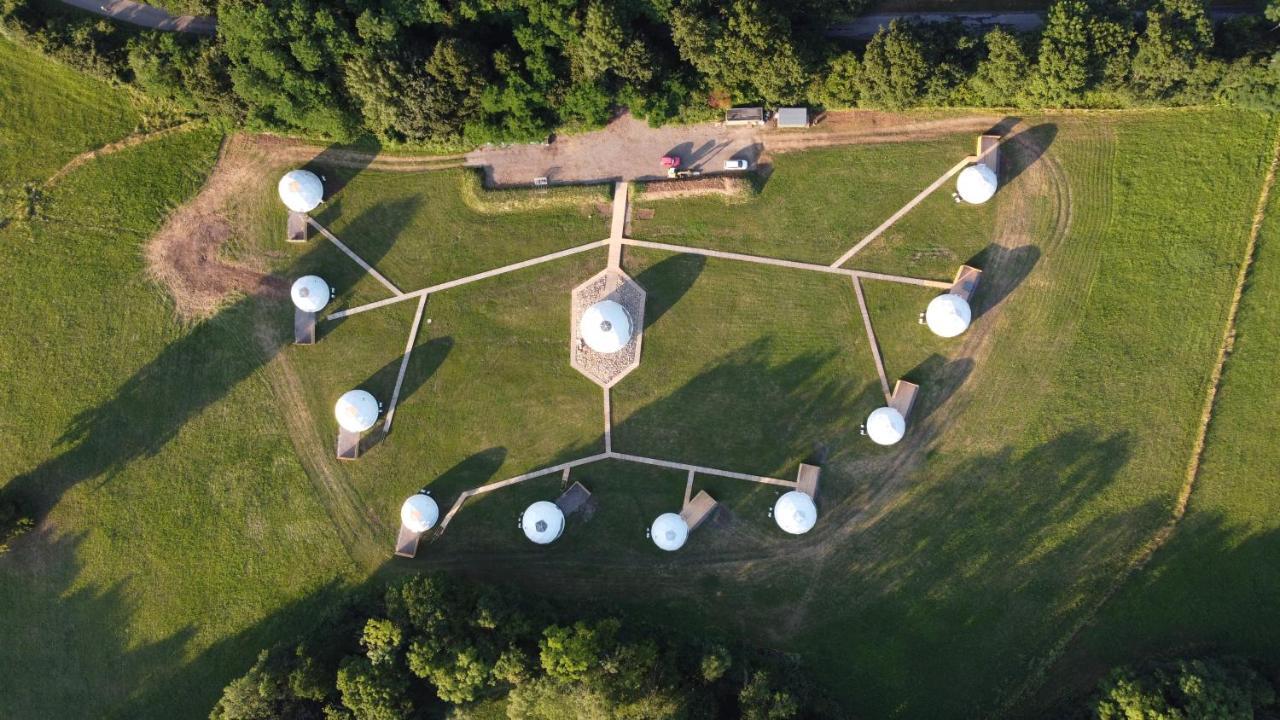 Glamping Resort Dolny Kamenec Экстерьер фото