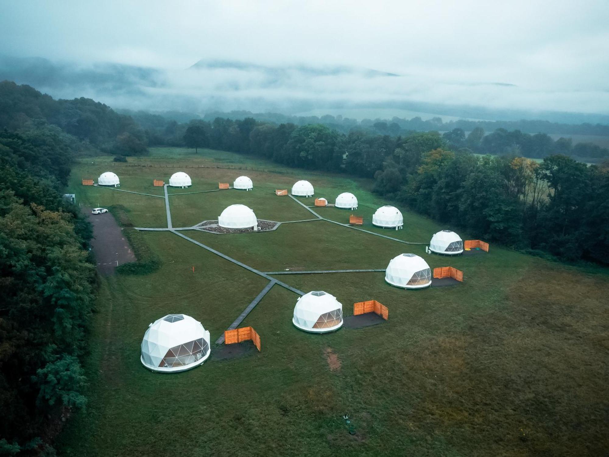 Glamping Resort Dolny Kamenec Экстерьер фото