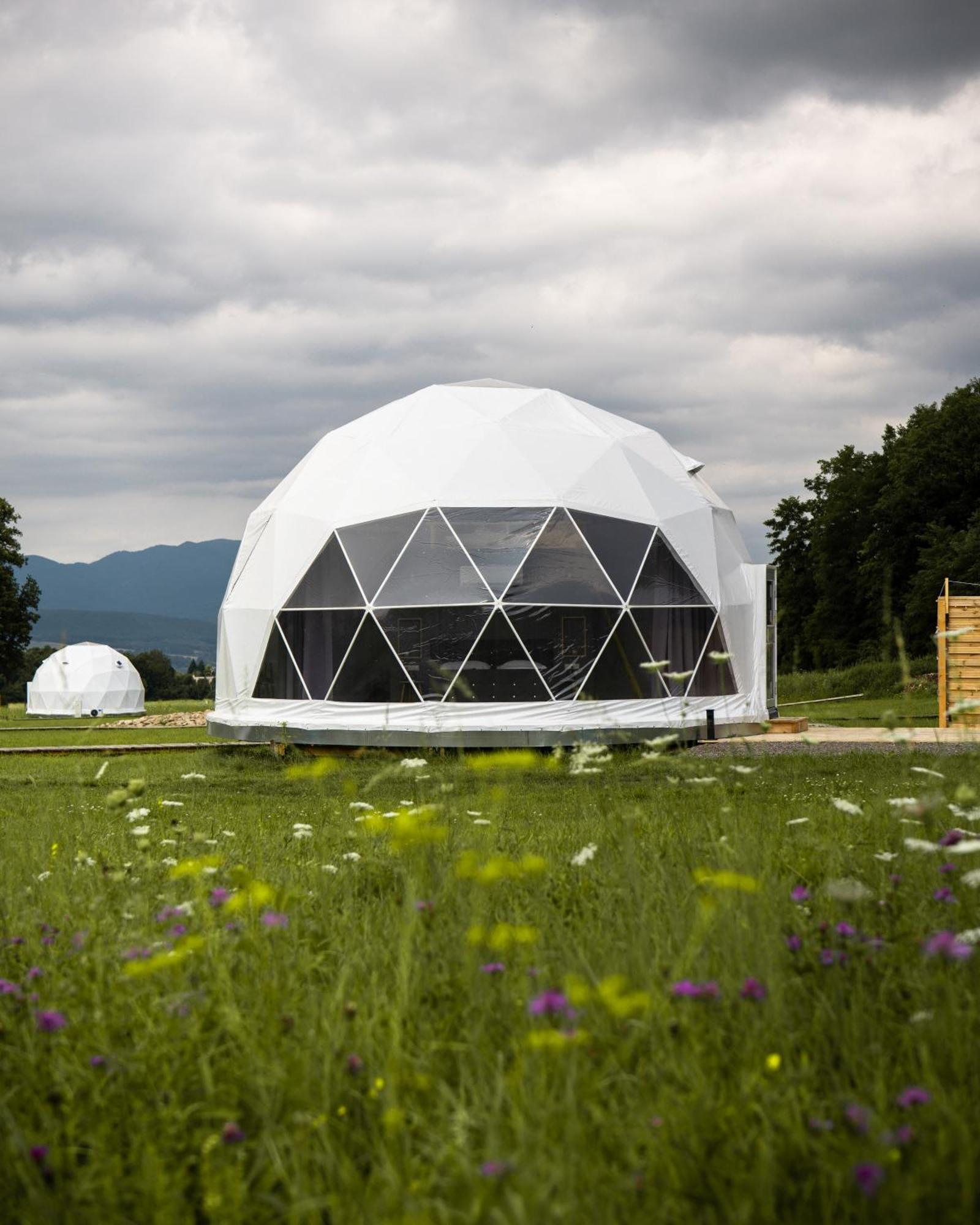 Glamping Resort Dolny Kamenec Экстерьер фото