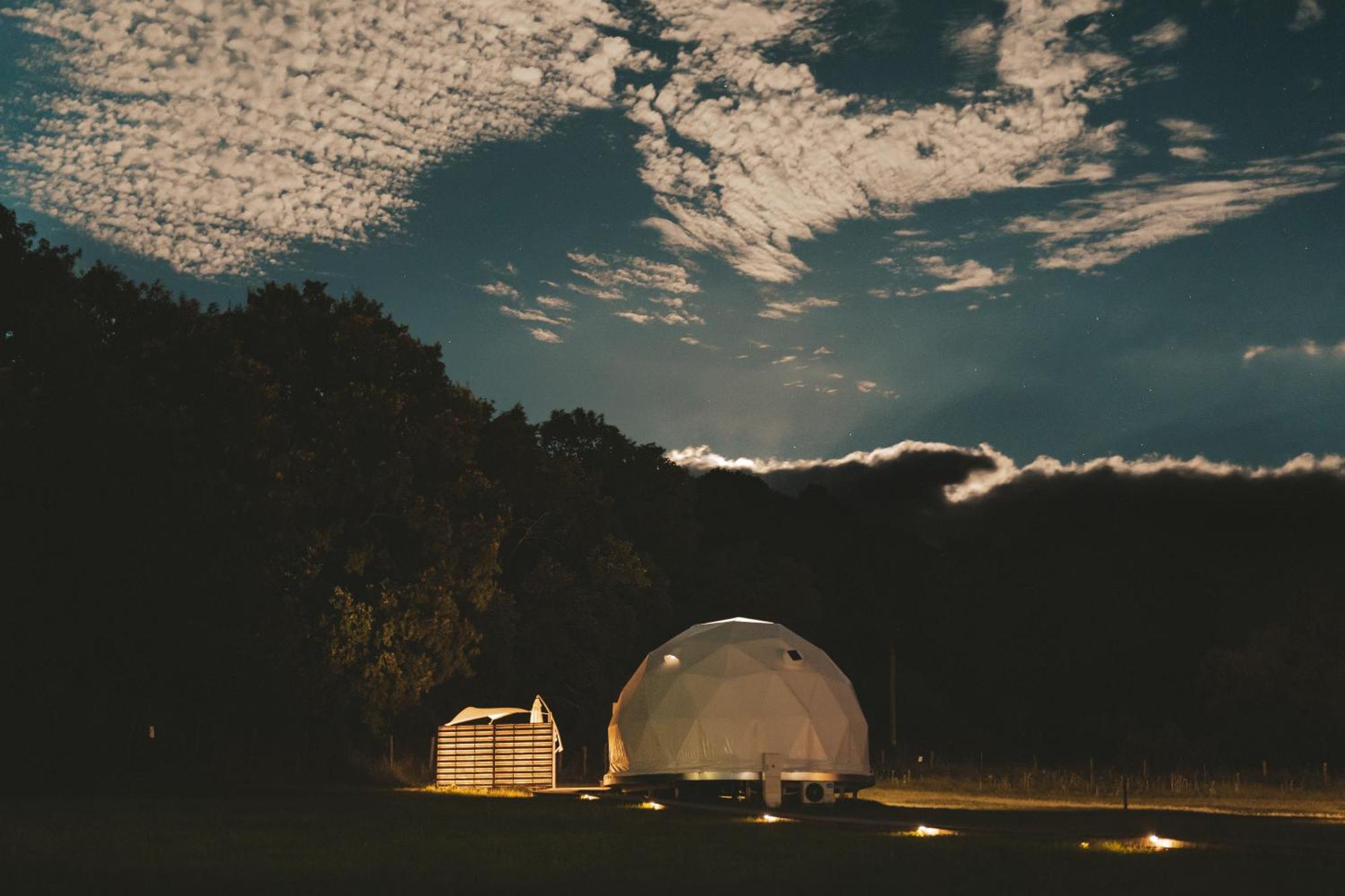 Glamping Resort Dolny Kamenec Экстерьер фото