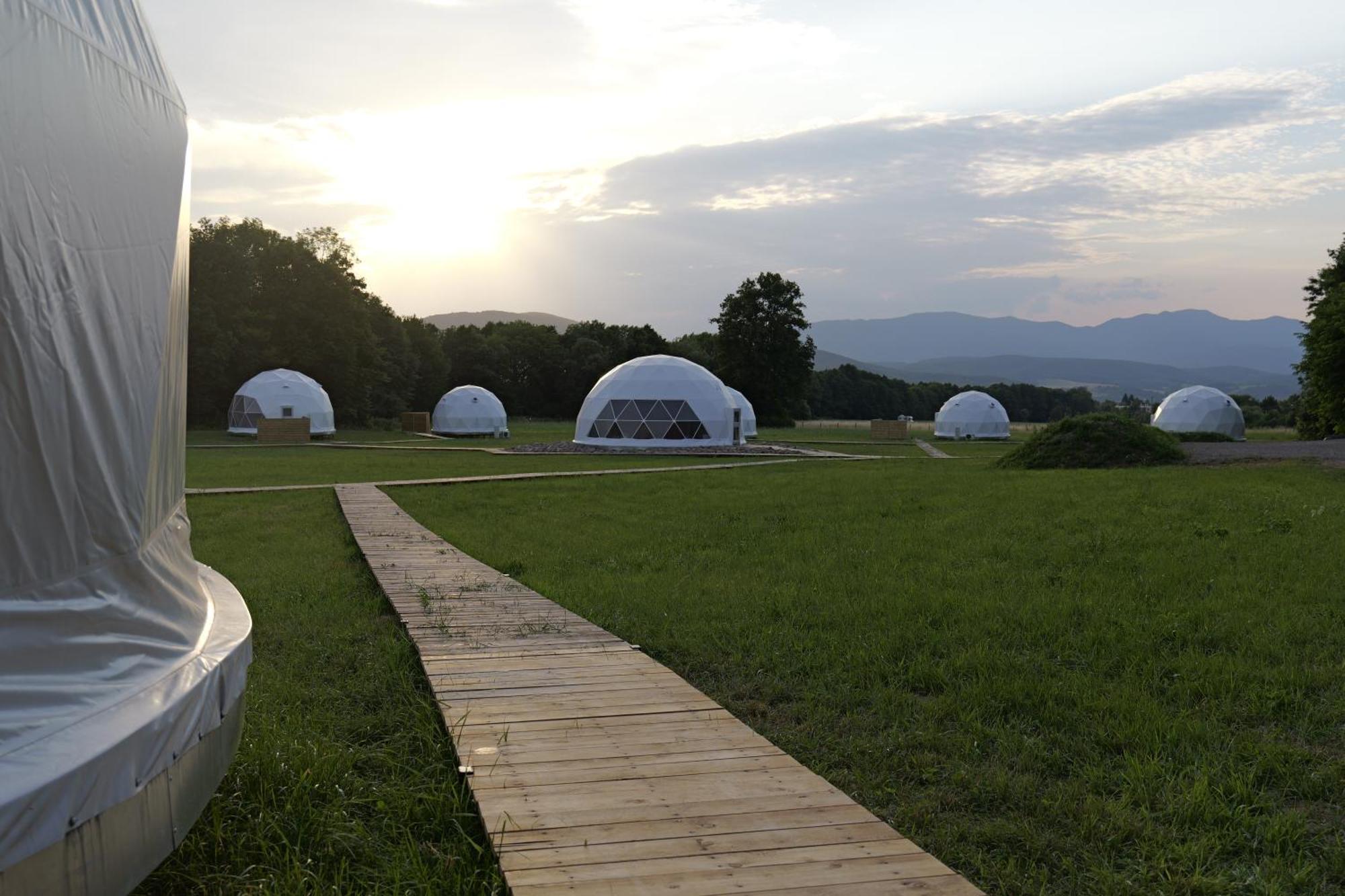 Glamping Resort Dolny Kamenec Экстерьер фото