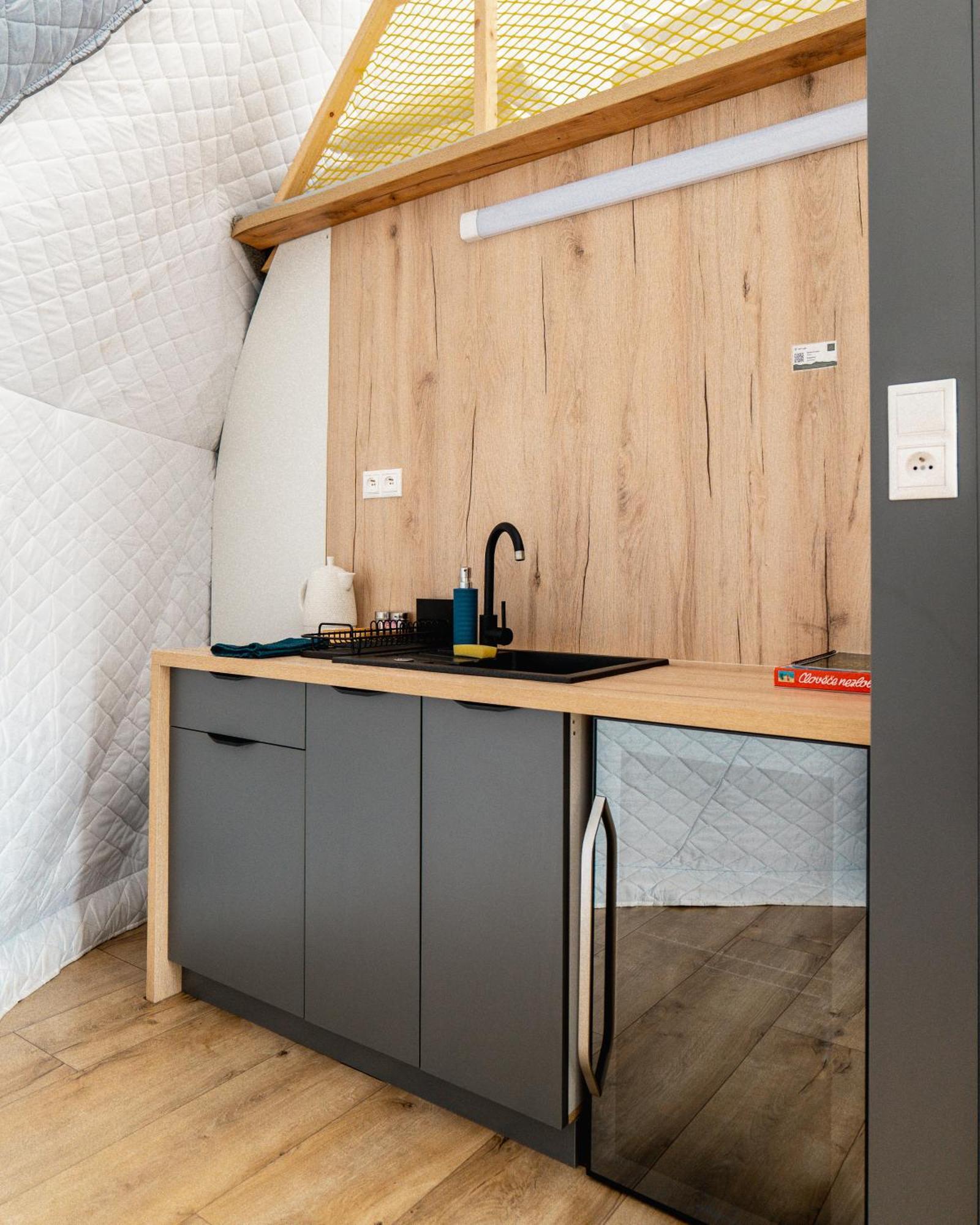 Glamping Resort Dolny Kamenec Экстерьер фото